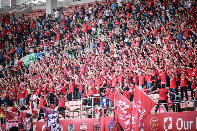 布朗44分绿军大胜步行者 尼克斯轻取魔术6连胜